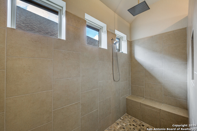 Image 22 of 34 For 21 Mariposa Pkwy W