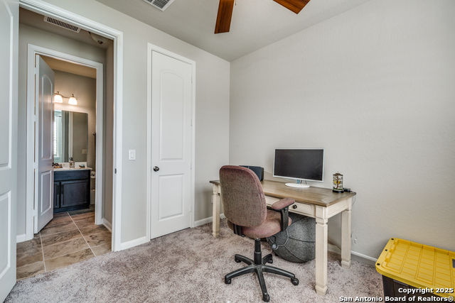 Image 25 of 34 For 21 Mariposa Pkwy W