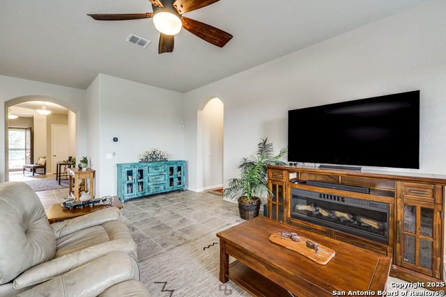 Image 9 of 34 For 21 Mariposa Pkwy W