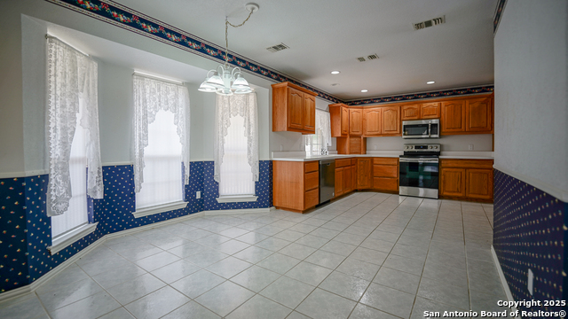 Image 4 of 28 For 138 Lehmann  