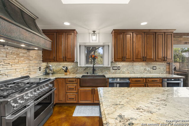 Listing photo id 22 for 8707 Paisano Pass