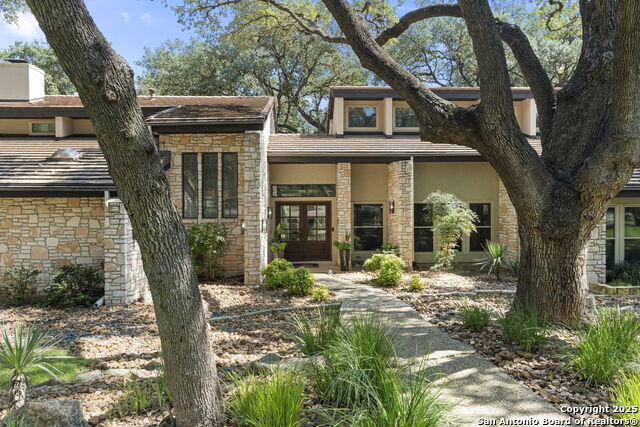 Listing photo id 2 for 8707 Paisano Pass