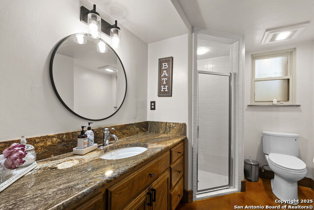 Listing photo id 41 for 8707 Paisano Pass