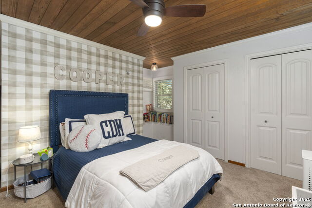 Listing photo id 48 for 8707 Paisano Pass