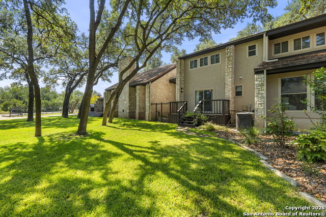 Listing photo id 59 for 8707 Paisano Pass