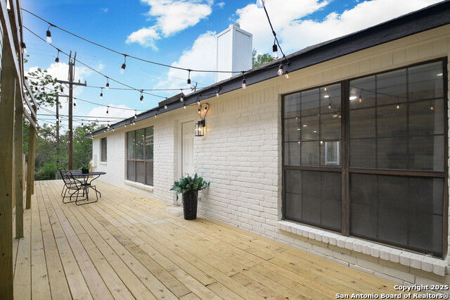 Image 23 of 26 For 940 Hedgestone