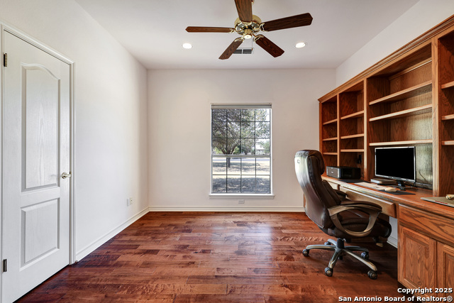 Image 13 of 44 For 8703 Rolling Acres