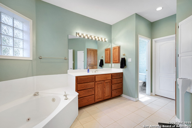 Image 16 of 44 For 8703 Rolling Acres