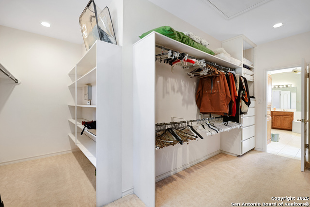 Image 18 of 44 For 8703 Rolling Acres