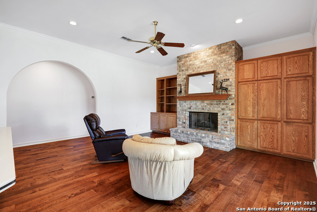 Image 8 of 44 For 8703 Rolling Acres