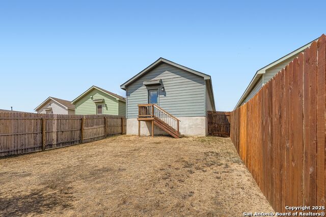 Image 19 of 24 For 14546 Source Circle