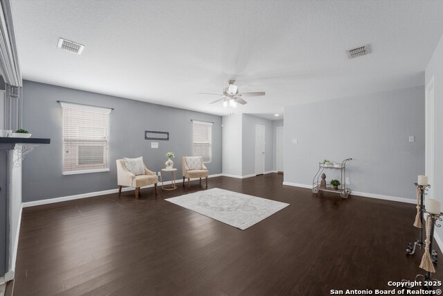 Image 7 of 39 For 9246 Pacific Maple