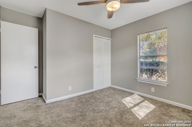 Image 22 of 32 For 8815 Oakbrook St