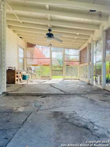 Image 27 of 32 For 8815 Oakbrook St