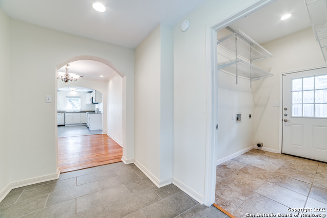 Image 11 of 25 For 1149 Garraty Rd