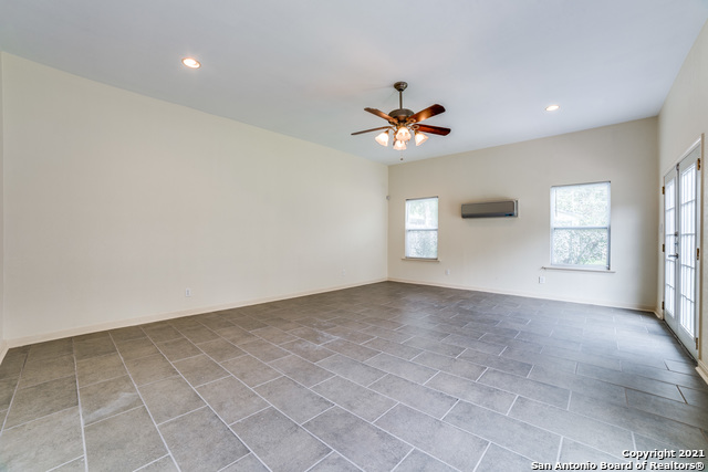 Image 12 of 25 For 1149 Garraty Rd