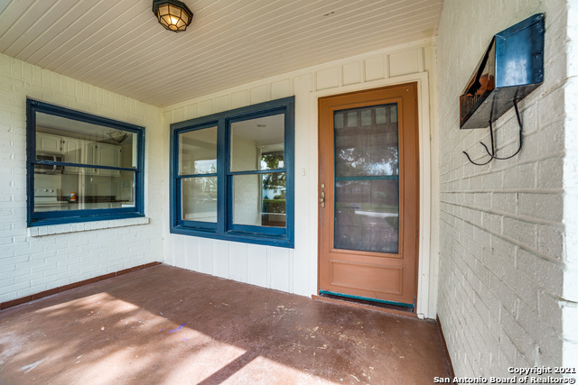 Image 3 of 25 For 1149 Garraty Rd