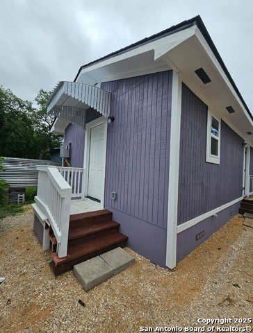 Listing photo id 1 for 3019 Colima  