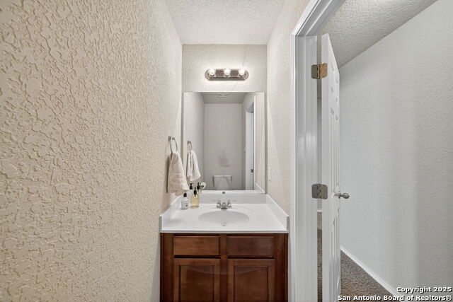 Image 14 of 30 For 5906 Onyx  