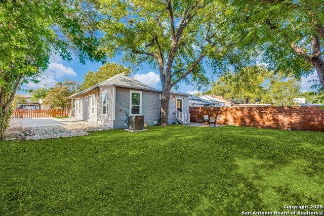 Image 20 of 22 For 115 Sharer