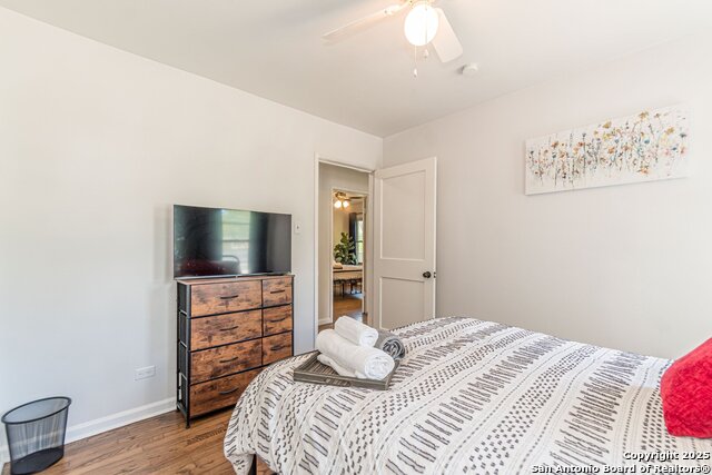 Image 12 of 23 For 409 Aero