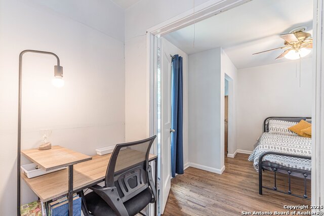 Image 17 of 23 For 409 Aero