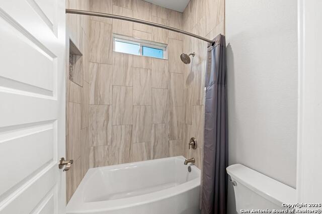 Listing photo id 13 for 212 Castle Pines