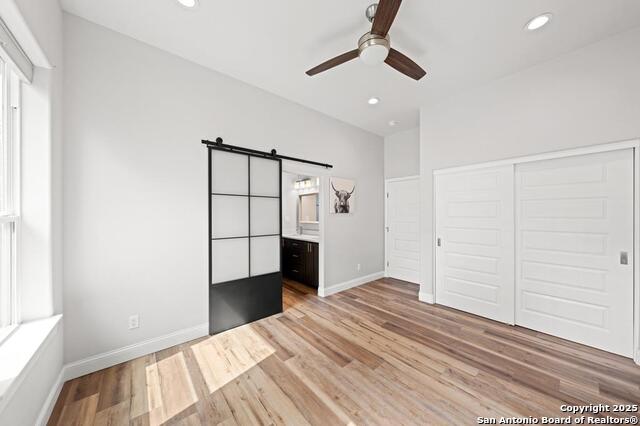 Listing photo id 15 for 212 Castle Pines