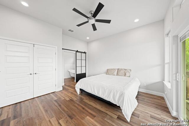 Listing photo id 18 for 212 Castle Pines