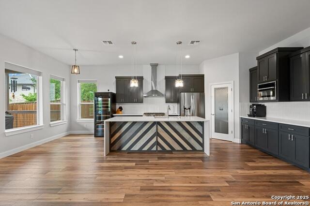 Listing photo id 6 for 212 Castle Pines