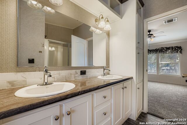 Image 12 of 41 For 23011 Shady Forest Dr