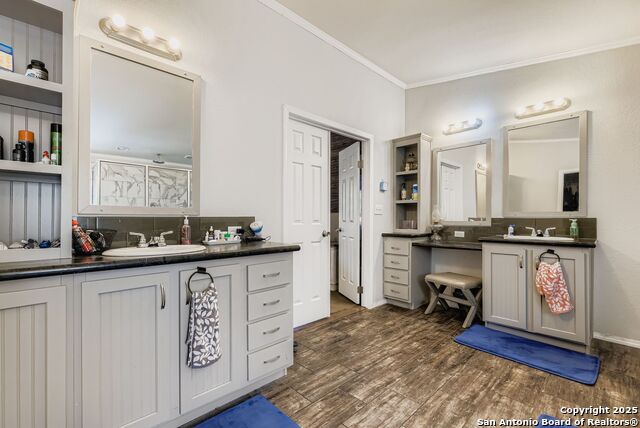 Image 31 of 41 For 23011 Shady Forest Dr