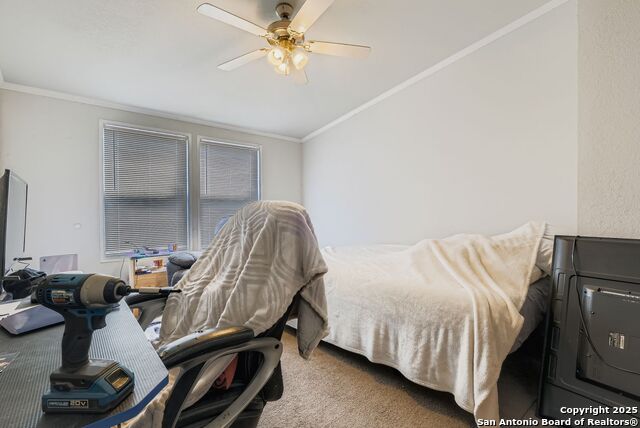 Image 32 of 41 For 23011 Shady Forest Dr
