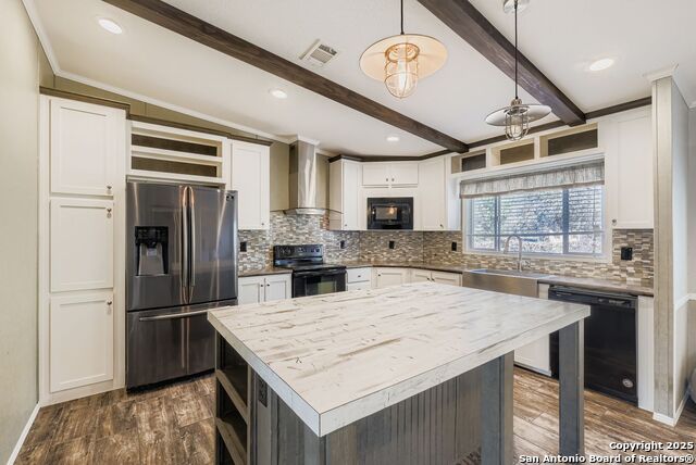 Image 6 of 41 For 23011 Shady Forest Dr