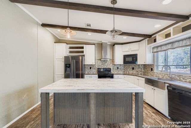Image 7 of 41 For 23011 Shady Forest Dr