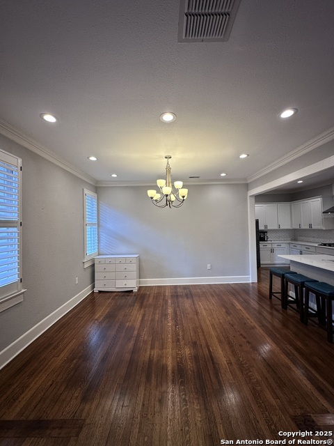 Image 12 of 46 For 203 West Mulberry Avenue