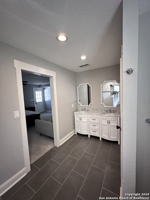 Image 19 of 46 For 203 West Mulberry Avenue