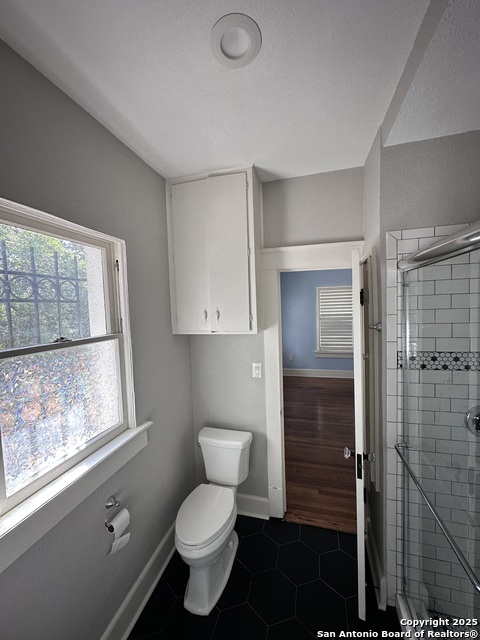 Image 28 of 46 For 203 West Mulberry Avenue