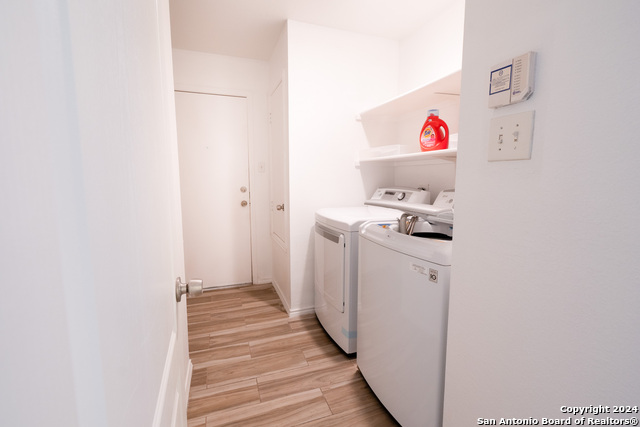 Image 22 of 25 For 6 Pembroke Pl