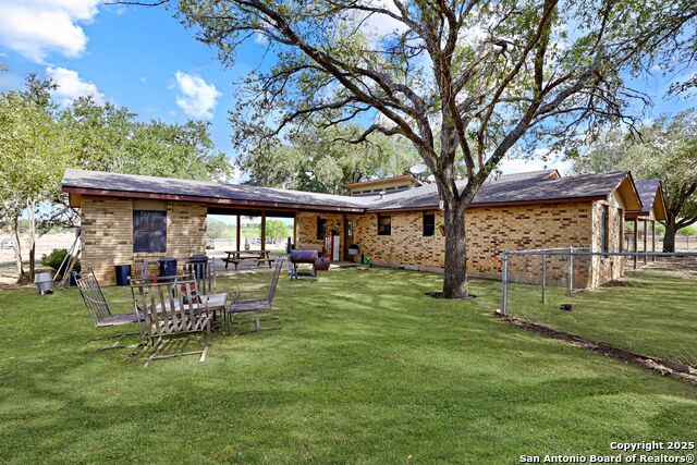 Image 4 of 34 For 10862 Fm 537