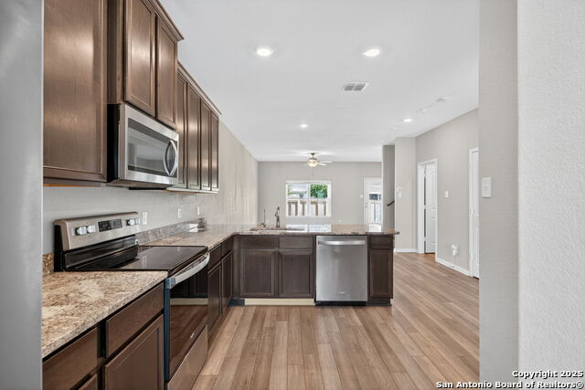 Image 18 of 36 For 6406 Underwood Way