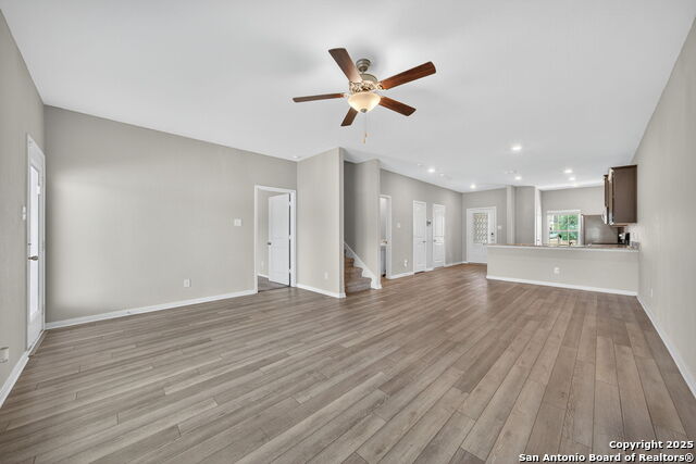 Image 4 of 36 For 6406 Underwood Way
