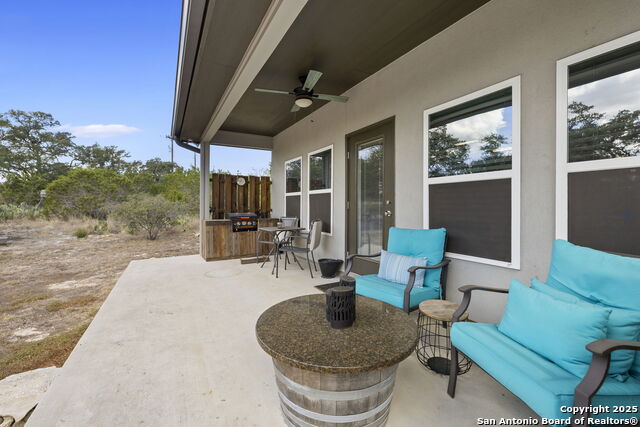 Image 26 of 41 For 118 Red Tail