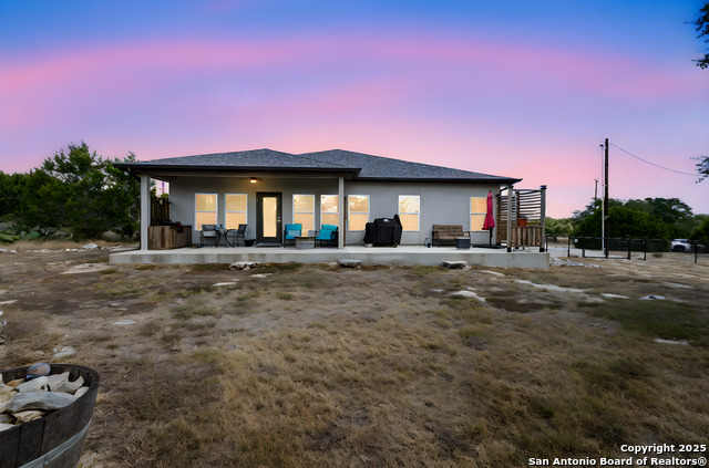 Image 31 of 41 For 118 Red Tail