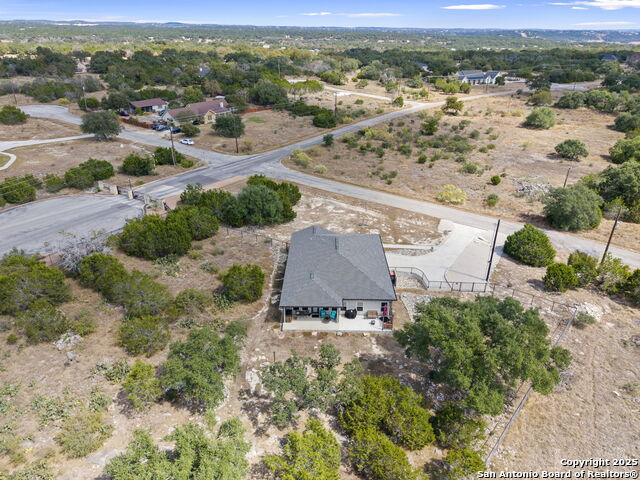 Image 39 of 41 For 118 Red Tail