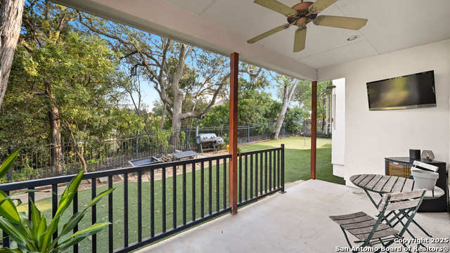 Listing photo id 30 for 33 Laurel Trail