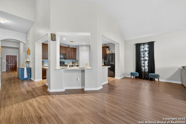 Image 11 of 28 For 8818 Falcon Park