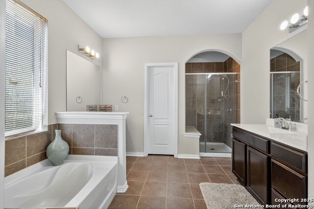 Image 17 of 28 For 8818 Falcon Park