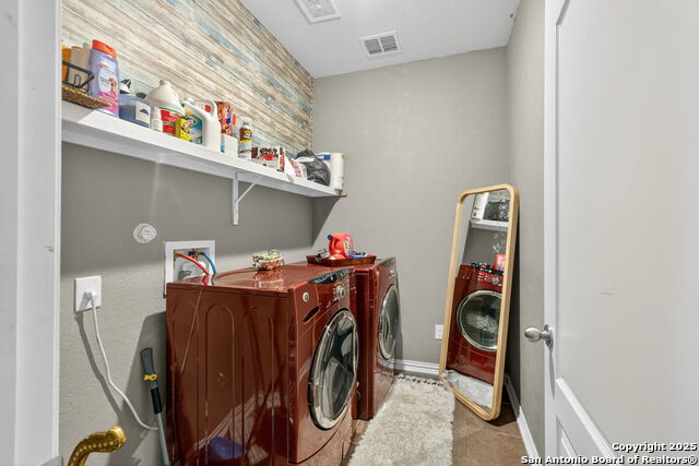 Image 26 of 28 For 8818 Falcon Park