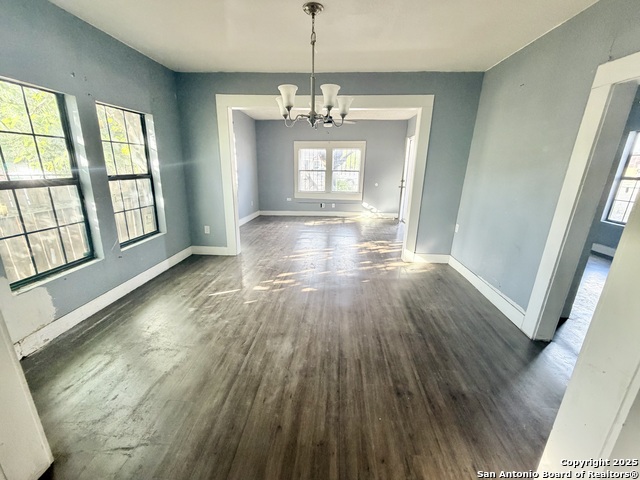 Listing photo id 11 for 3714 Martin